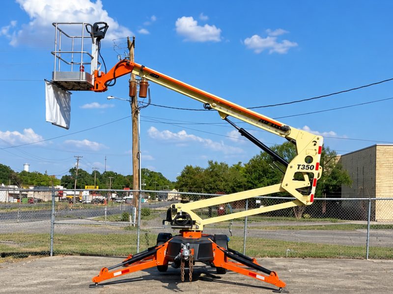 JLG T350 towable boom lift rental in McGehee, AR